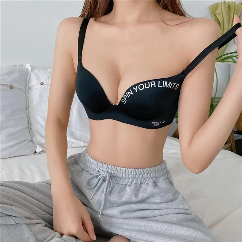 Women's One Piece Fashion Letter Bra Traceless No Steel Ring Gather Bra Comfortable Simple Breathable Beautiful Back Bra