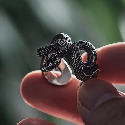 Retro European and American new python ring, dark punk style three-dimensional snake ring, snake winding ring