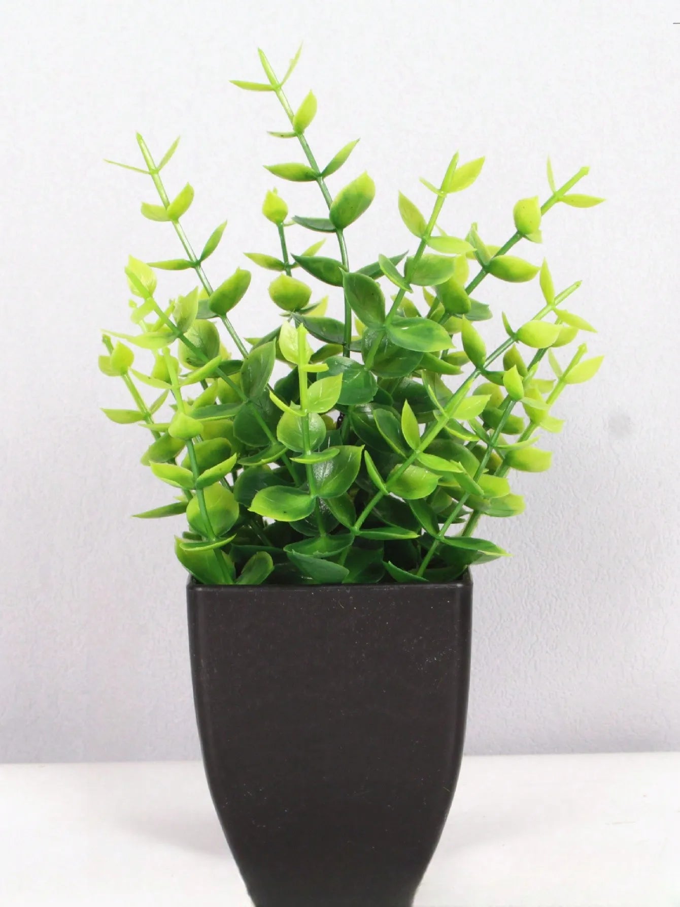 1pc Fake Plant Black Pot, Mini Artificial Eucalyptus Potted Plant for Indoor Home Office Farmhouse Bathroom Table Decorating