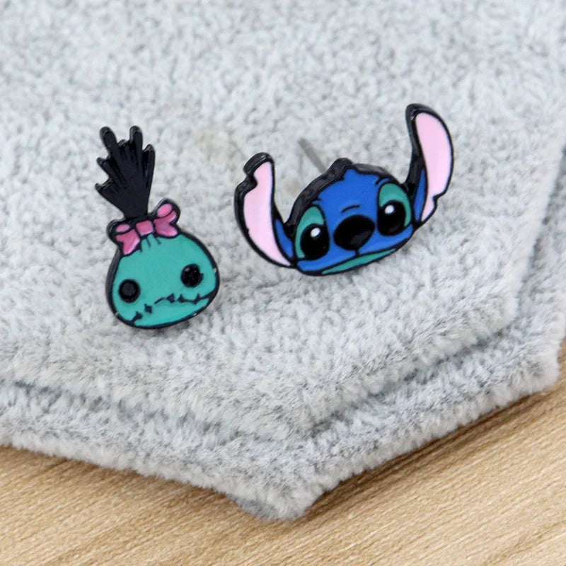 Disney Lilo & Stitch Necklace Stainless Steel Stitching Cute Figure Stitch Heart Pendant Neck Chain Lovers Jewelry