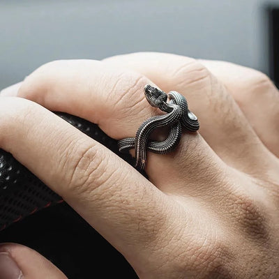 Retro European and American new python ring, dark punk style three-dimensional snake ring, snake winding ring