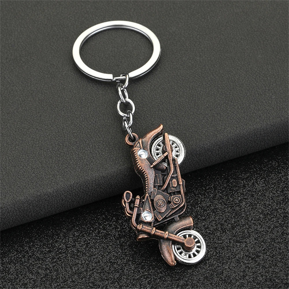 Creative Motorcycle keychain Retro Heavy Locomotive Metal Keyrings Fashion Car Key Fob Accessories For Men Cool Souvenir Gifts