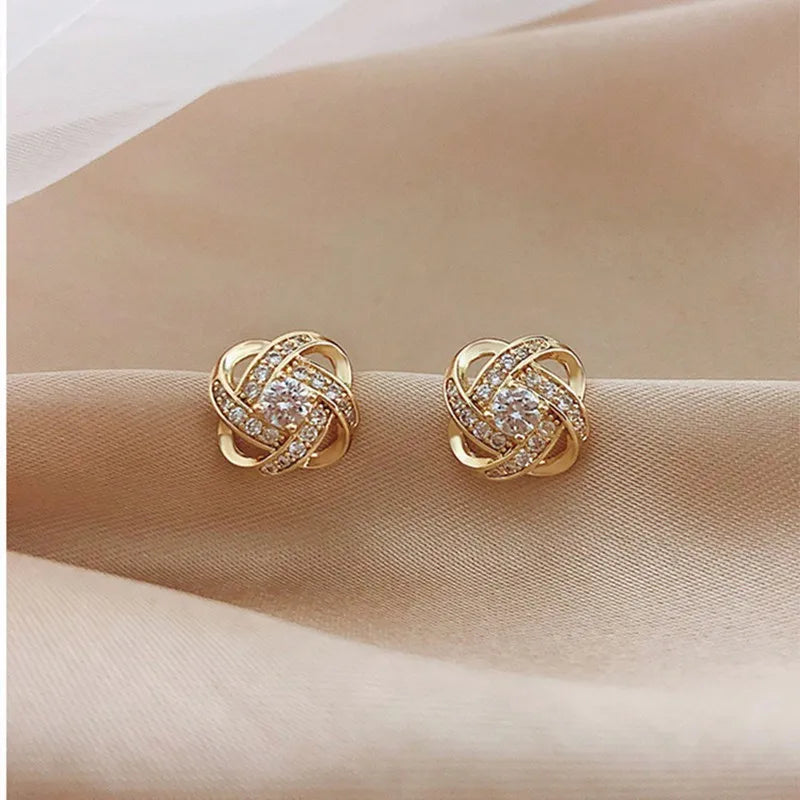 Light Luxury Zircon Stud Earrings Simple Cross Hollow Geometric Earrings Wedding Party Exquisite Ear Jewellery Women Gifts