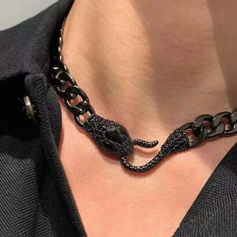 يمكن استخدام مجوهرات الثعبان الإبداعية كقلادة وسوار من HotGirl Snake Wrap للنساء كقلادة ومجوهرات الهالوين